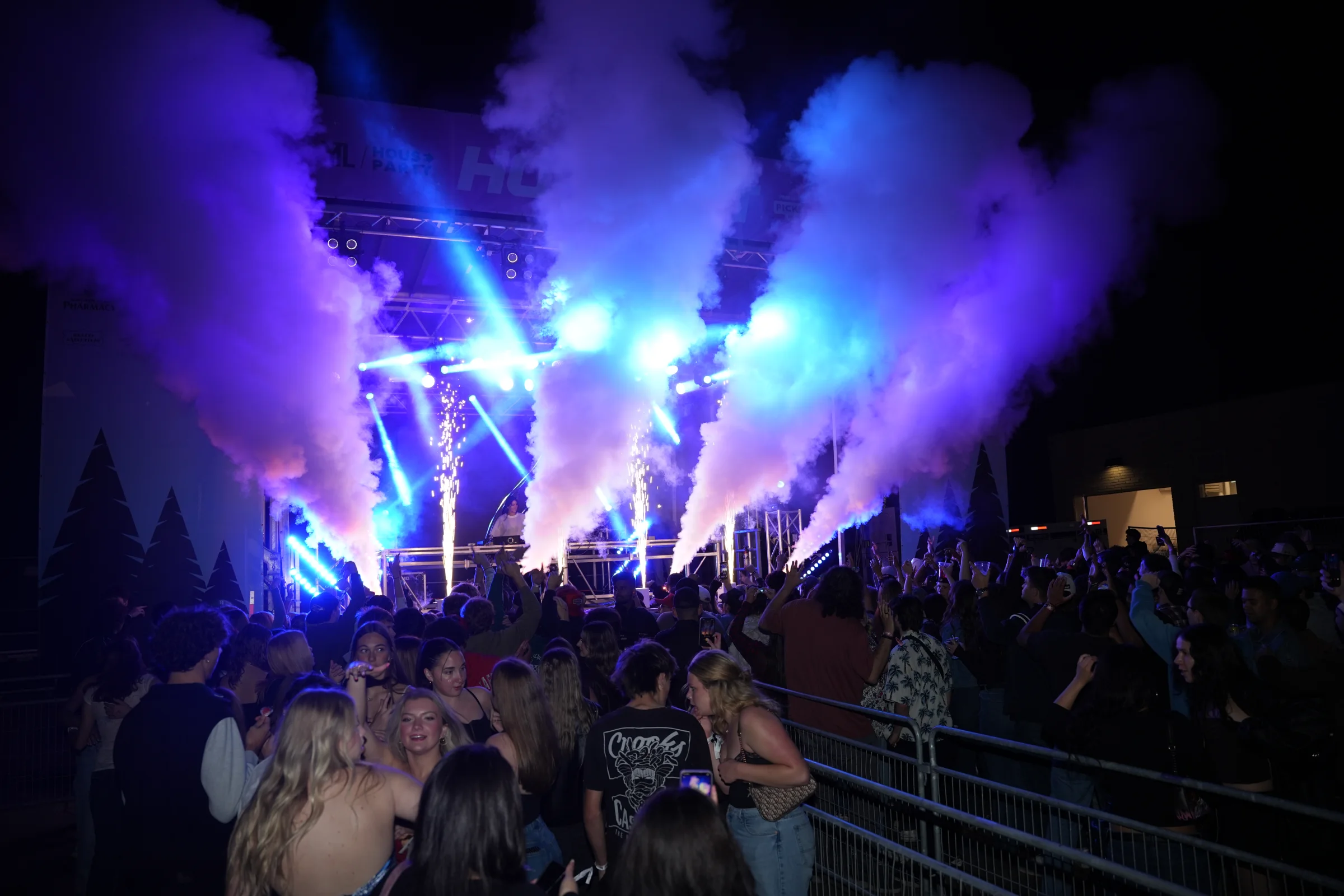 HOCOFEST stage and crowd at the 2026 North Bay festival